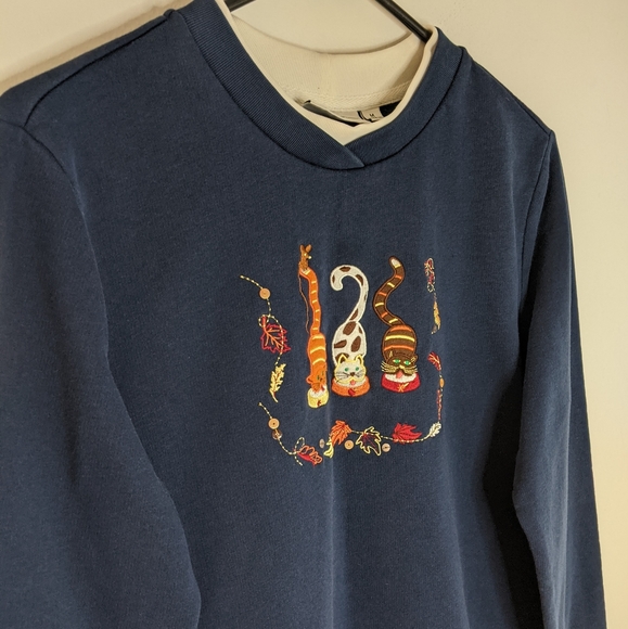 Early 2000s Grunge Cats Double Collared Sweatshirt - Picture 7 of 9
